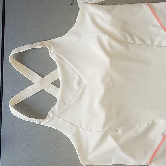 K-SWISS  Women's Cross Court Tennis Tank cream/ pink sz Large NEW - Picture 6 of 7